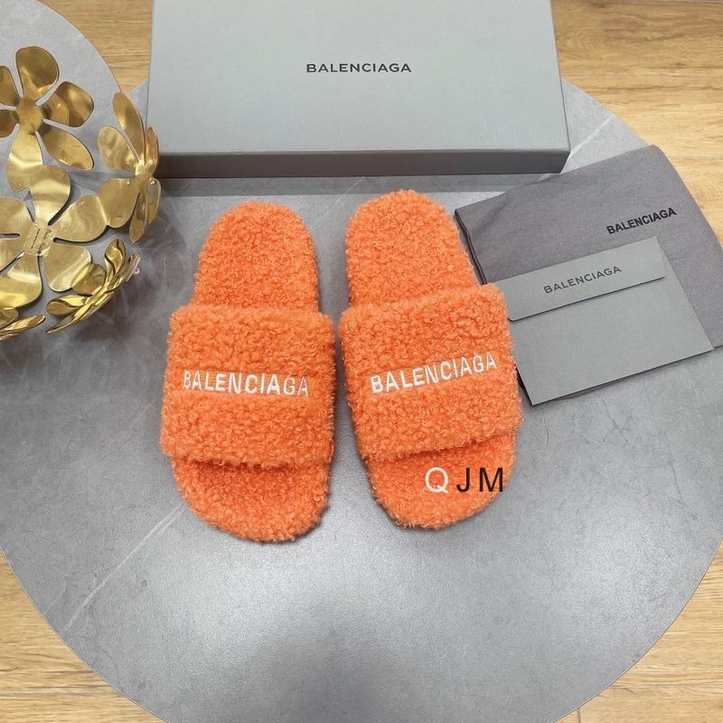 Balenciaga Men's Slippers 24